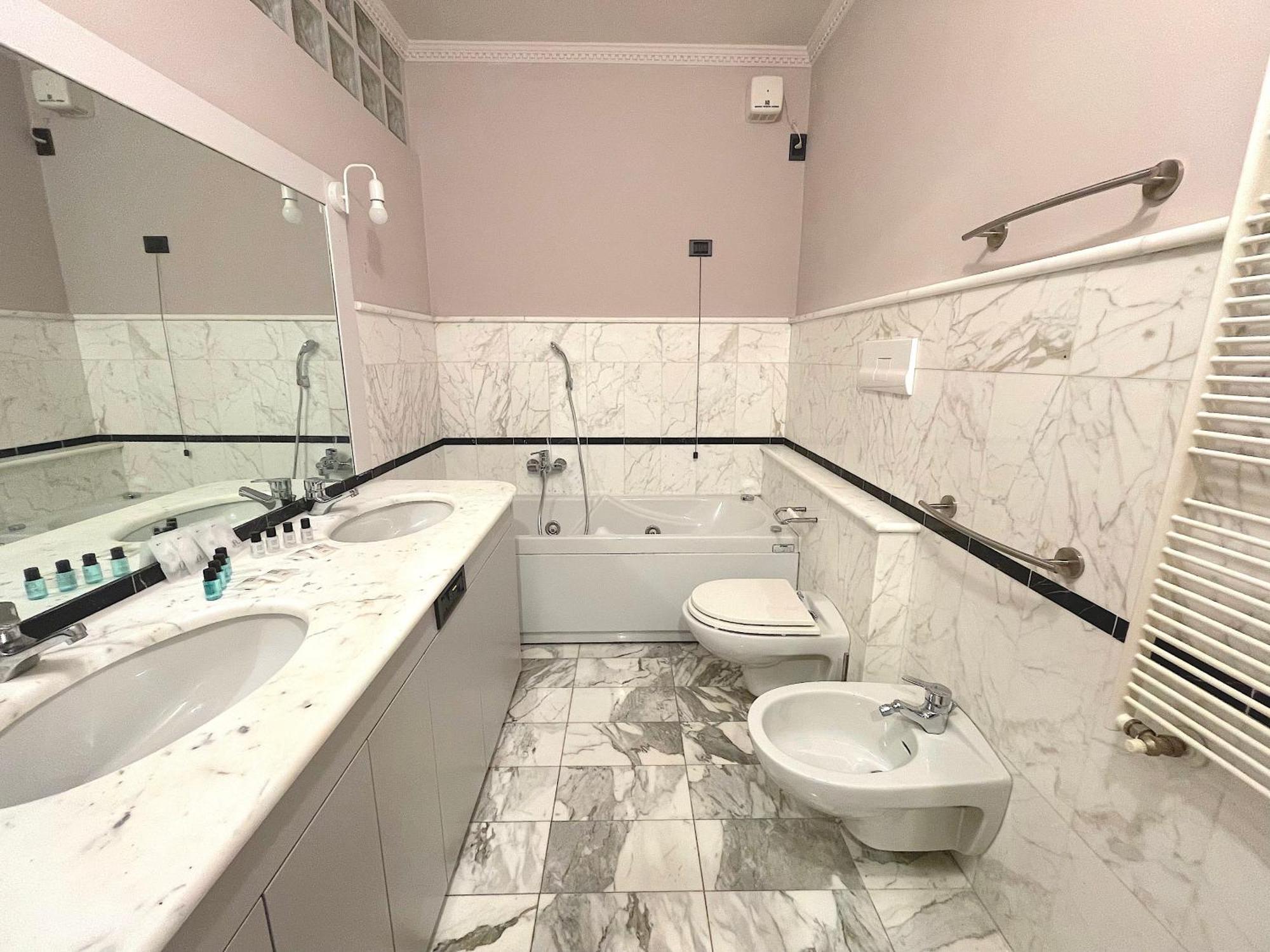 Best View Boutique Apartments Bergamo Exterior foto